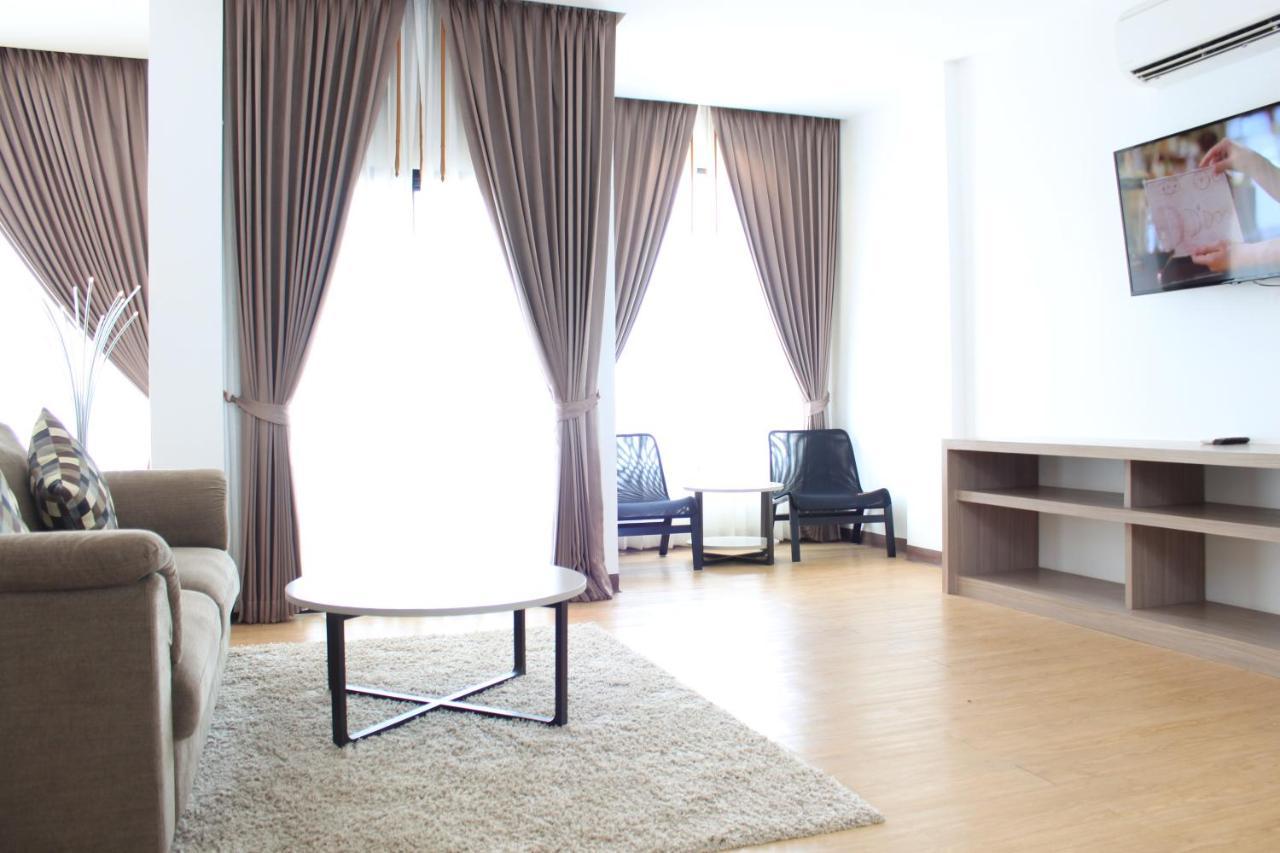 Sr Boutique Hotel Thakhek Exterior photo